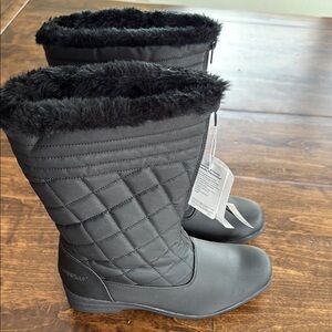 New Weatherproof Women's Black Quilted Winter Boots Size 8